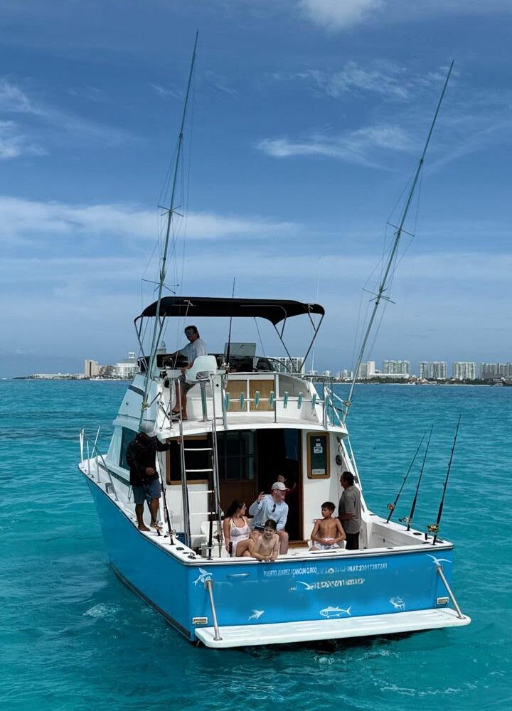 Yate Troler 40 · Pesca Deportiva Privada en Cancún